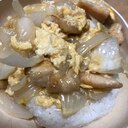 鶏むね肉でヘルシー！新玉ねぎの親子丼